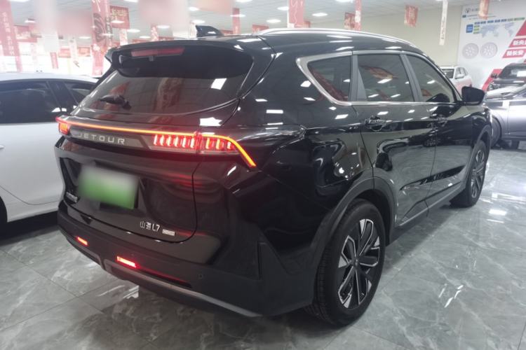 Used JETOUR Shanhai Shanhai L7 2024 1.5T 120 km MAX 7-Seater
