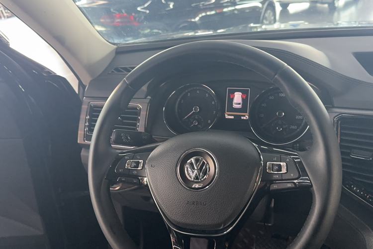 Used Volkswagen Teramont 2019 330TSI Two-Wheel-Drive Luxury Edition China VI Standard
