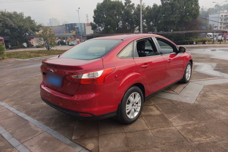 Used Ford Focus 2012 Sedan 1.6L Automatic Comfort Model
