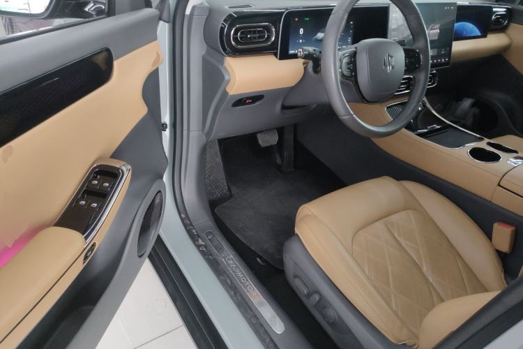 Used Leapmotor C01 2024 Range-Extended 316 Deluxe Edition
