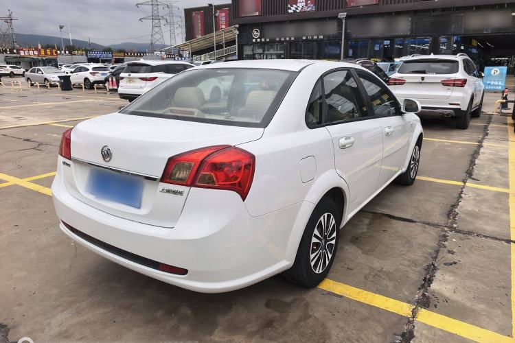 Used Buick Excelle 2013 1.5L Automatic Classic Model
