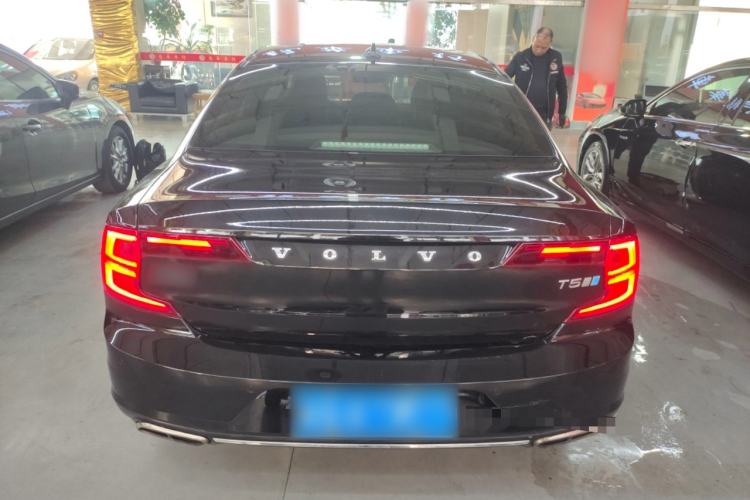 Used Volvo S90 2019 T5 Zhiyuan Edition

