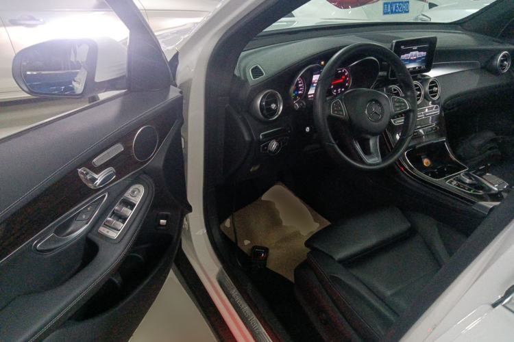 Used Mercedes-Benz GLC 2016 GLC 260 4MATIC Dynamic Edition
