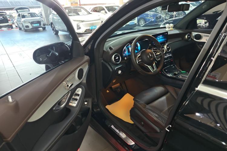 Used Mercedes-Benz GLC 2020 Facelifted GLC 260 L 4MATIC Dynamic Edition