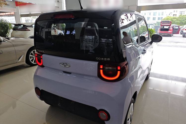 Used Chery QQ Ice Cream 2022 170km Sundae Phosphate Lithium-Ion
