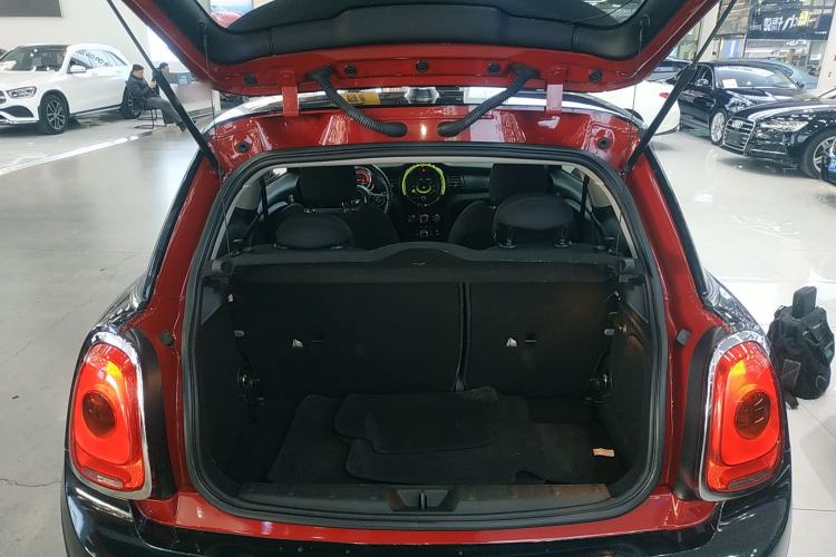 Used  MINI 2016 1.5T COOPER
