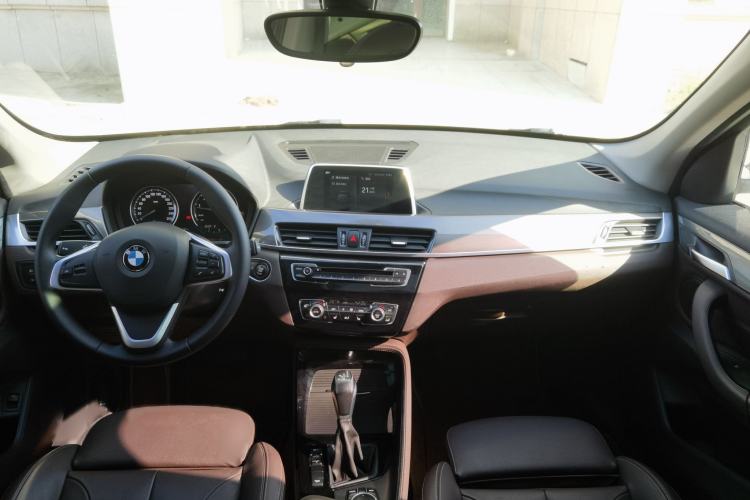 Used BMW X1 2018 xDrive20Li Luxury Edition
