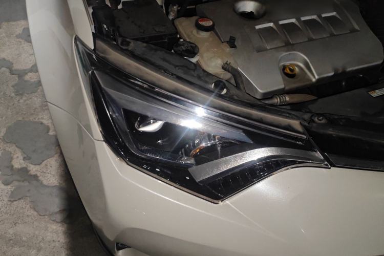 Used Toyota RAV4 2016 2.0L CVT Two-Wheel Drive Smart Edition China V Standard