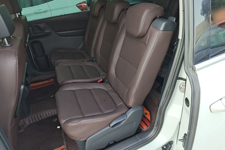 Used Volkswagen Sharan 2016 280TSI Enjoyment Model 7-Seater
