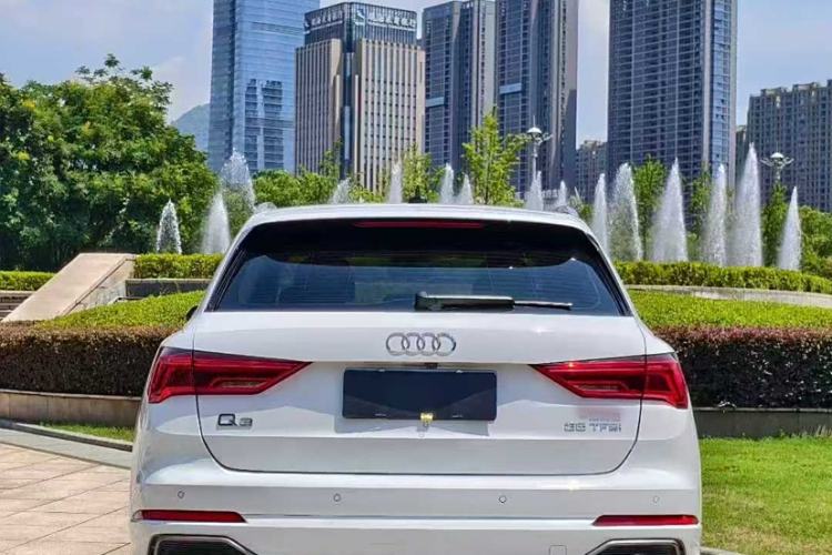 Used Audi Q3 2022 35 TFSI Fashion Dynamic Model
