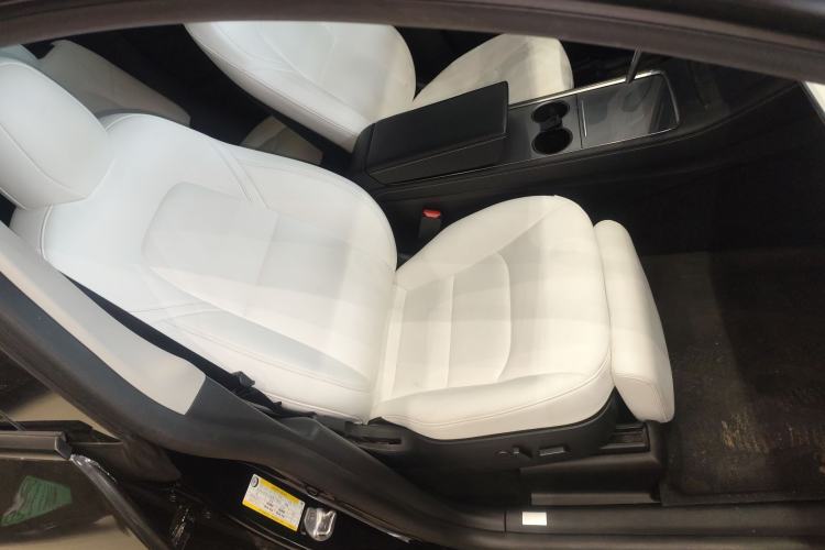 Used Tesla Model Y 2021 Long-Range All-Wheel-Drive Version