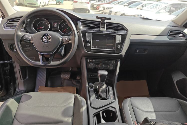 Used Volkswagen Tiguan L 2018 330TSI Automatic Two-Wheel Drive Luxury Edition
