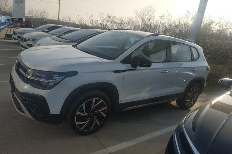 Used Volkswagen Tharu 2024 300TSI Two-Wheel-Drive Moon Luxury Edition