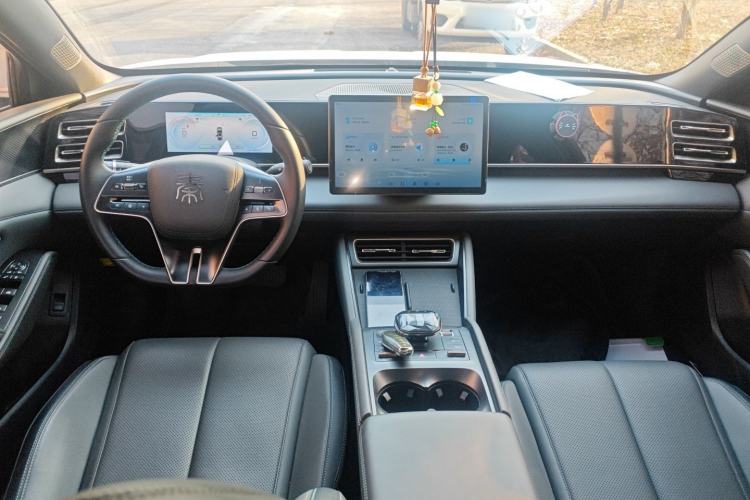 Used BYD Qin L 2024 DM-i 80KM Beyond Model
