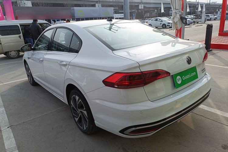 Used Volkswagen Bora 2023 300TSI DSG Prestige Edition