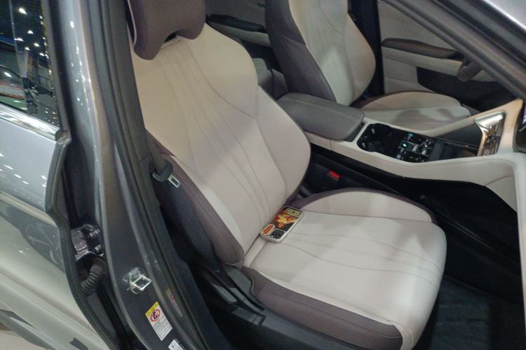 Used BYD Song PLUS New Energy 2025 DM-i 112KM Prestige Model
