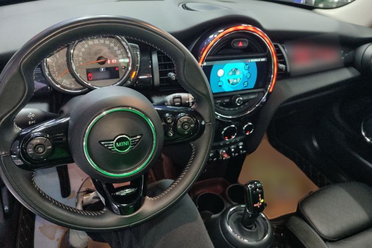 Used  MINI 2018 1.5T COOPER Artist
