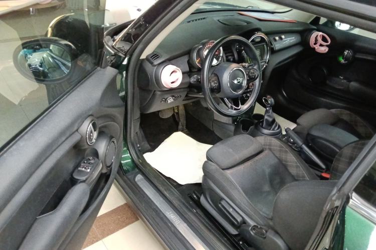 Used  MINI 2016 1.5T COOPER
