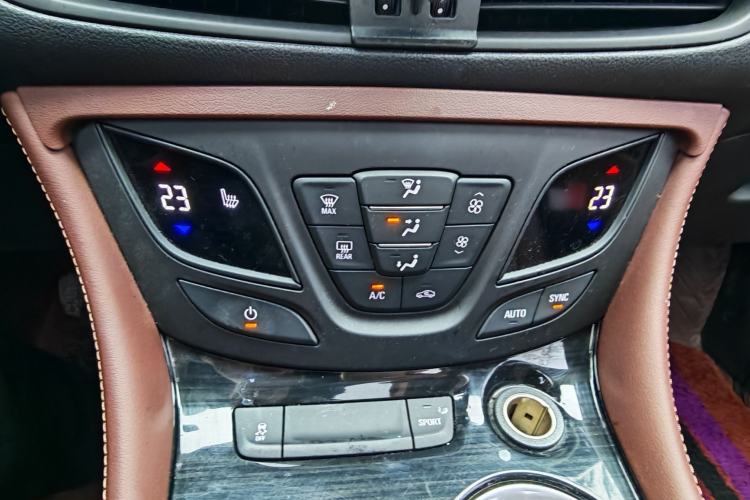 Used Buick Envision 2018 28T Four-Wheel Drive Luxury Model