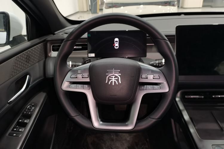 Used BYD Qin PLUS 2025 EV Smart Drive Edition 420KM Leading Model