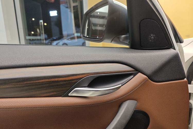 Used BMW X1 2014 xDrive20i X Design Package
