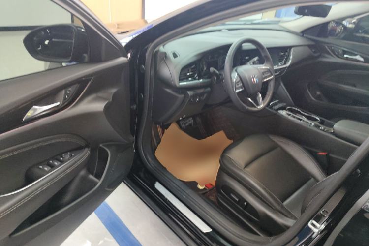 Used Buick Regal 2024 25T Deluxe Edition