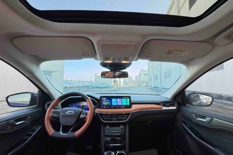 Used Ford Escape 2020 EcoBoost 245 Four-Wheel Drive Luxury Edition
