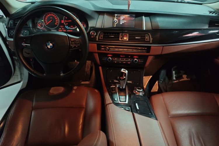 Used BMW 5 Series 2014 520Li Elegant Model