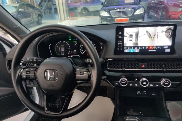 Used Honda Civic 2023 2.0L eHEV Pioneer Edition
