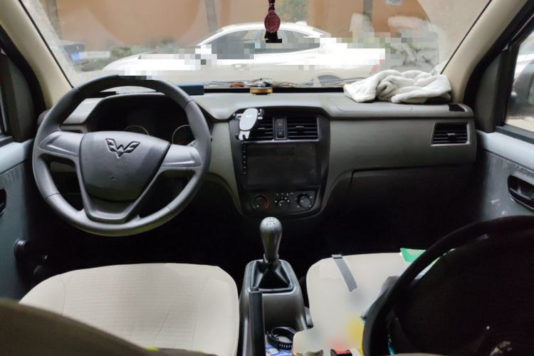 Used Wuling Rongguang S 2023 1.5L Base Version 5/7 Seats
