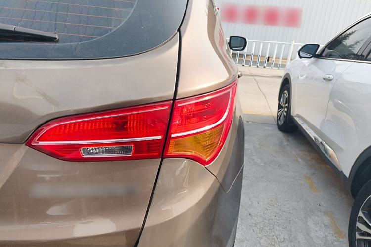 Used Hyundai Santa Fe 2013 2.4L Automatic 2WD Comfort Edition
