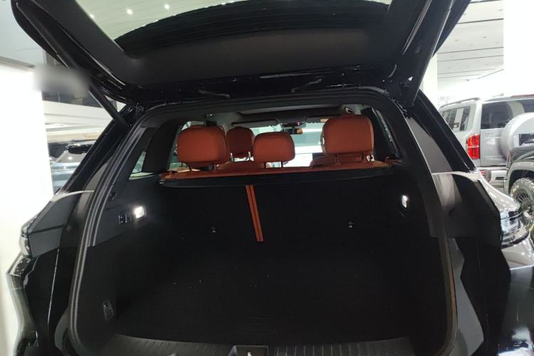 Used Li Auto L6 2025 Pro Smart Refresh Edition
