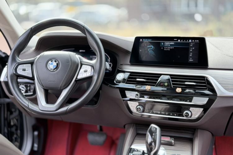 Used BMW 5 Series New Energy 2020 Mileage Upgrade Version 530Le Luxury Package