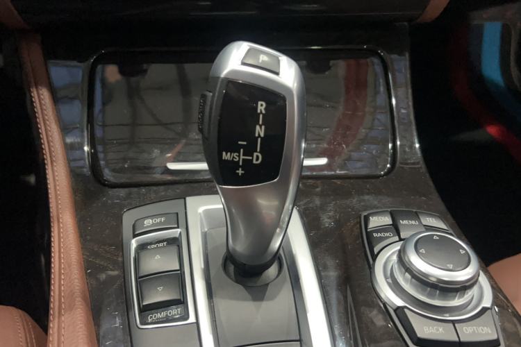 Used BMW 5 Series 2017 525Li Leading Model
