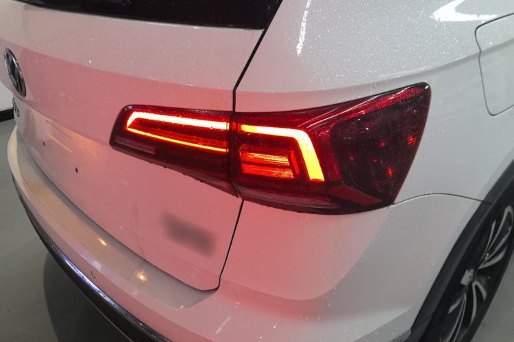 Used Volkswagen Tharu 2019 330TSI Four-Wheel Drive Luxury Edition China VI Standard