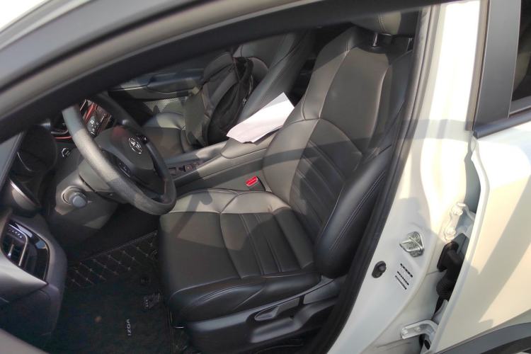 Used Toyota IZOA 2022 2.0L Yixing Version
