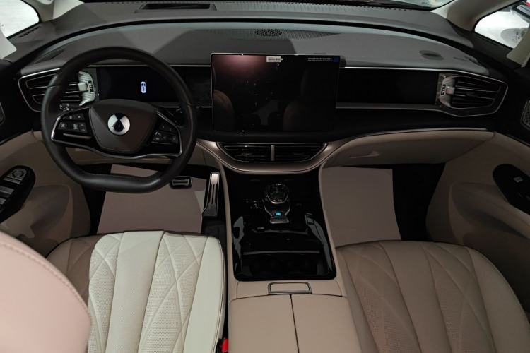 Used Denza D9 2025 DM-i Intelligent Drive 1020 Four-Wheel Drive Flagship Model