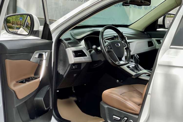 Used Geely Auto Emgrand X7 Sport 2016 1.8TD Automatic ZhiZun Version
