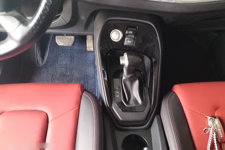 Used Haval H2s 2018 1.5T Dual-Clutch Fashion Edition
