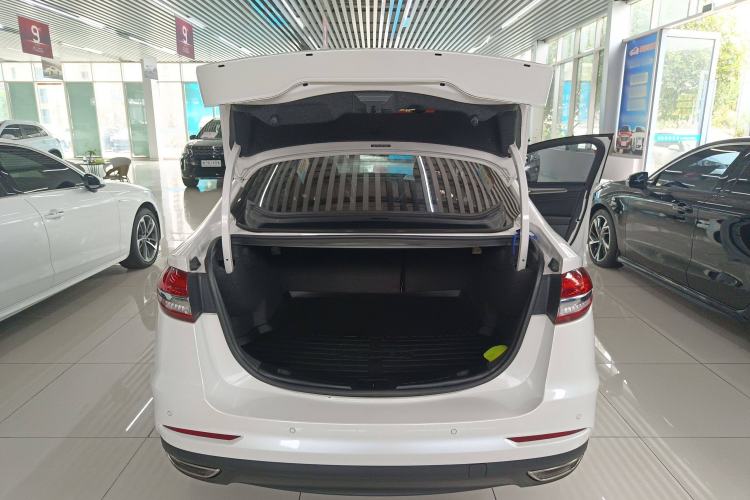 Used Ford Mondeo 2020 EcoBoost 180 Stylish Model
