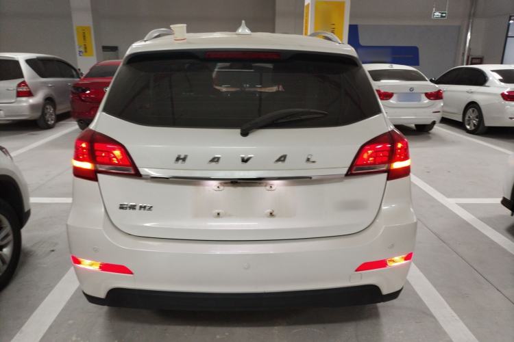 Used Haval H2 2018 Chuanxiang Edition Red Badge 1.5T Dual-Clutch Two-Wheel Drive Fashionable Model
