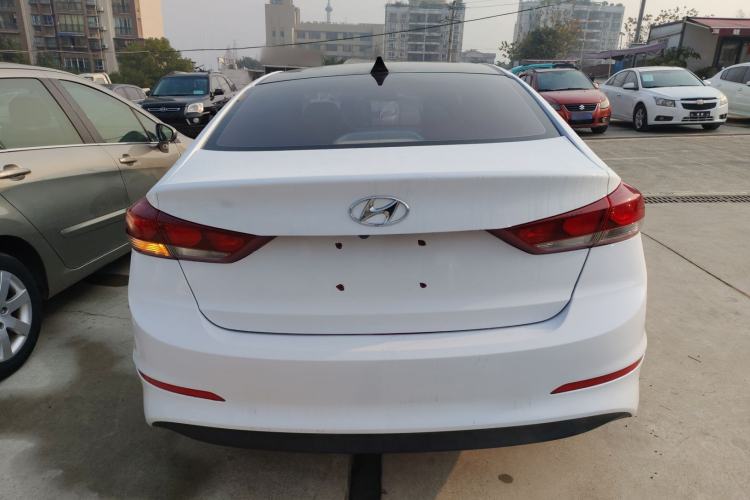 Used Hyundai Elantra 2016 1.6L Automatic ZhiXuan – Elite Version