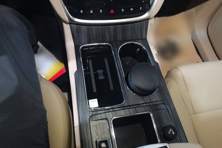 Used Buick GL8 2023 ES Lu Zun Deluxe Model
