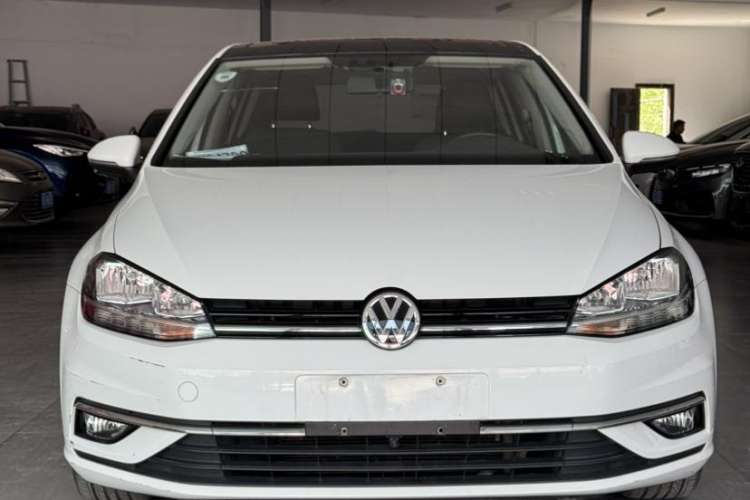 Used Volkswagen Golf 2018 230TSI Automatic Comfort Model

