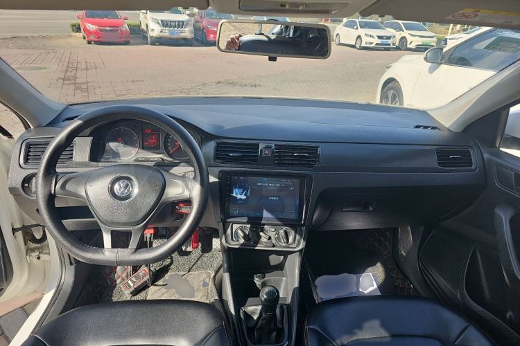 Used Volkswagen Santana 2016 1.4L Manual Fashion Edition
