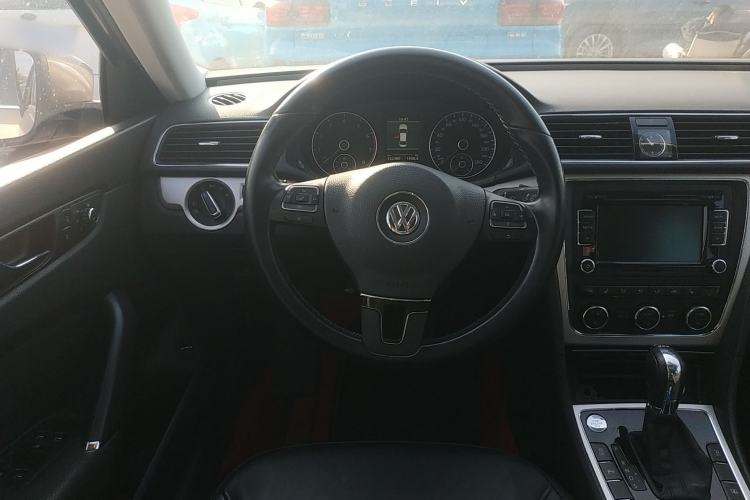Used Volkswagen Passat 2014 1.8TSI DSG Prestige Edition
