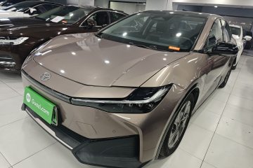 Used Toyota bZ3 2023 616 km Long-Range Premium