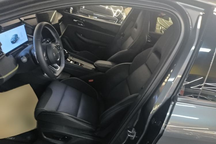 Used Lynk & Co 03 2025 1.5TD DCT Champion Edition Pro
