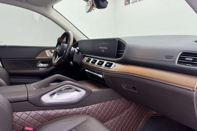 Used Mercedes-Benz GLS 2021 Facelift GLS 450 4MATIC Luxury Edition
