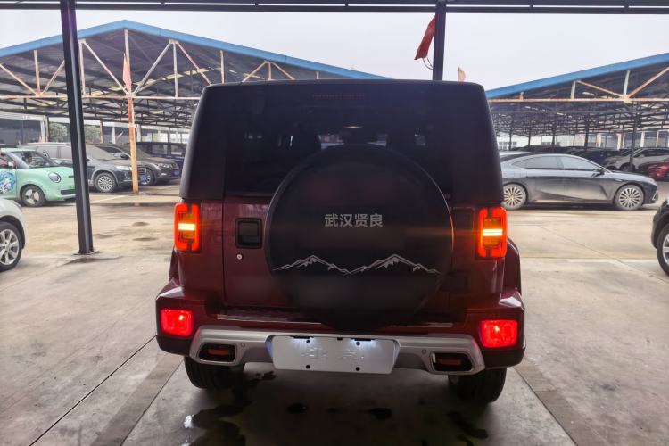 Used  BJ40 2020 2.0T Automatic Four-Wheel Drive Urban Hunter Edition Chivalrous Type